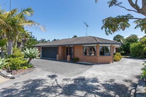 Photo of property in 52 Bluebird Crescent, Unsworth Heights, Auckland, 0632
