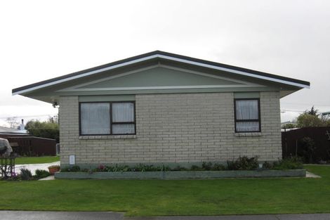 Photo of property in 29 Lowes Place, Solway, Masterton, 5810