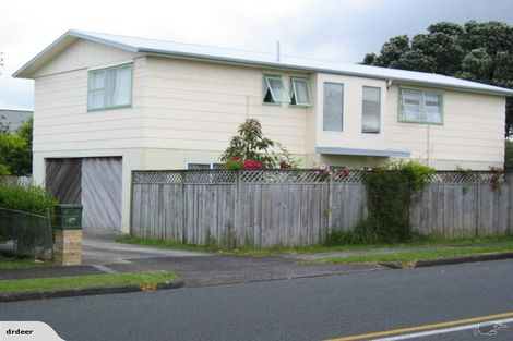 Photo of property in 67 Astley Avenue, New Lynn, Auckland, 0600