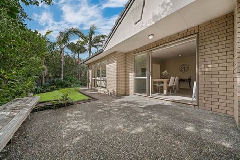 Photo of property in 6 Luna Place, Henderson, Auckland, 0612