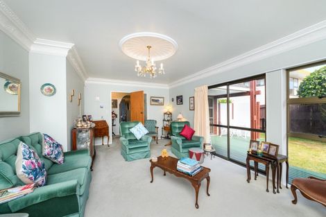 Photo of property in 20 Caulfield Place, Awapuni, Palmerston North, 4412