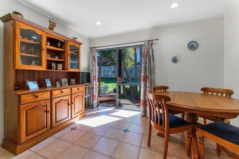 Photo of property in 1/70 Howe Street, Howick, Auckland, 2014