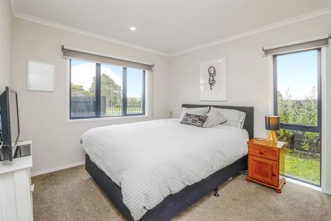 Photo of property in 125 Battalion Drive, Papakura, 2110