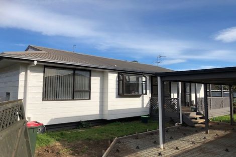 Photo of property in 2/15 Scott Road, Papakura, 2110