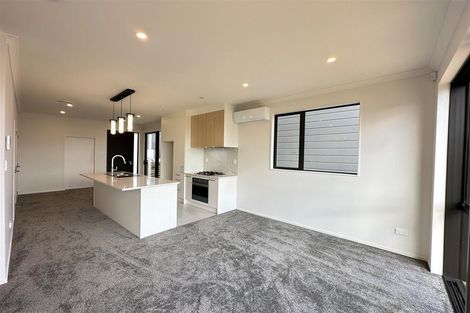Photo of property in 14 Parahau Road, Papakura, 2110