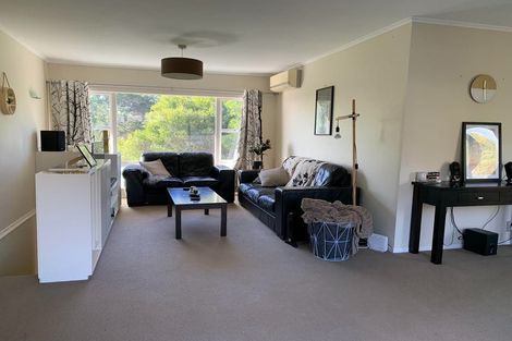 Photo of property in 27 Mahara Avenue, Birkenhead, Auckland, 0626