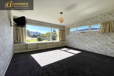 Photo of property in 10 Manuka Street, Orewa, 0931