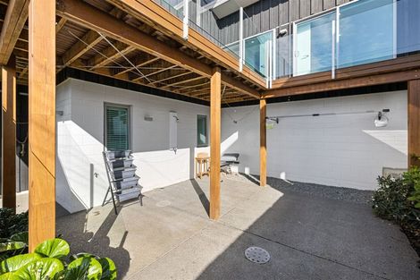 Photo of property in 74 Moncks Spur Road, Redcliffs, Christchurch, 8081