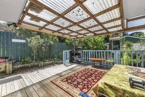 Photo of property in 2/55 Ennis Avenue, Pakuranga Heights, Auckland, 2010