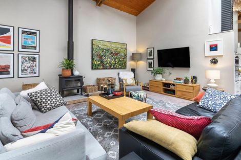 Photo of property in 30 Cotter Street, Greytown, 5712