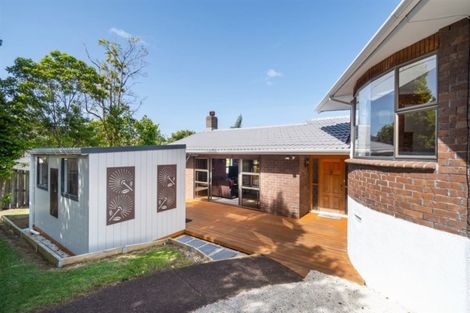 Photo of property in 7 Theodora Place, Mairangi Bay, Auckland, 0630