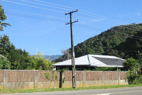 Photo of property in 642 Main Road North, Te Marua, Upper Hutt, 5018