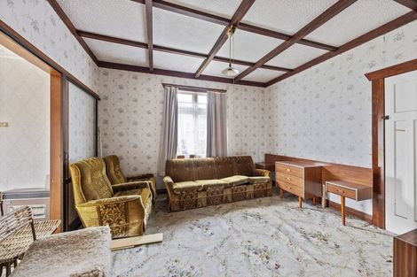 Photo of property in 20 Gladstone Street, Hawera, 4610