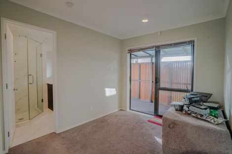 Photo of property in 13 Crossandra Drive, Mangere, Auckland, 2022