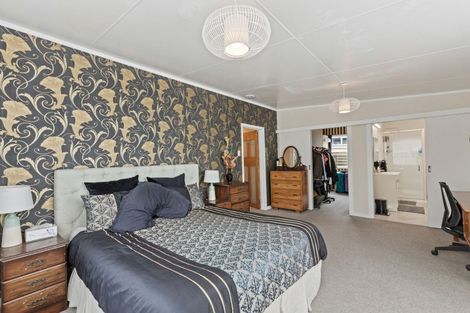 Photo of property in 20b Calgher Avenue, Waitara, 4320