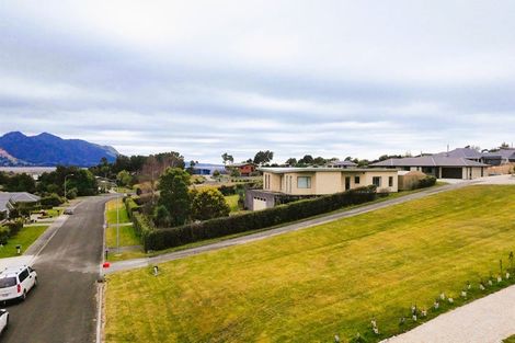 Photo of property in 33 Ruataniwha Drive, Collingwood, 7073