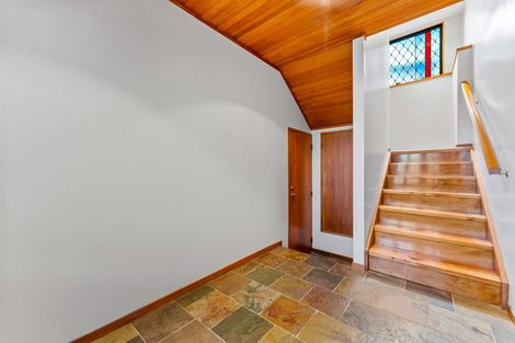 Photo of property in 2/62 Beach Road, Castor Bay, Auckland, 0620