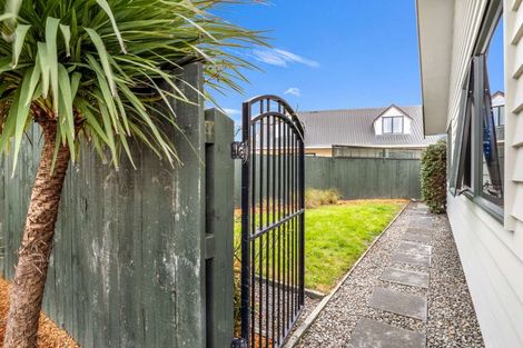 Photo of property in 34 Dahlstrom Grove, Kelvin Grove, Palmerston North, 4414