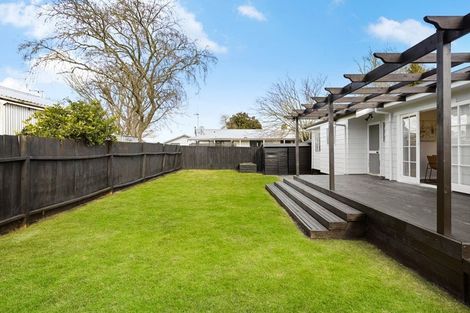 Photo of property in 15 Reeves Close, Fairview Downs, Hamilton, 3214