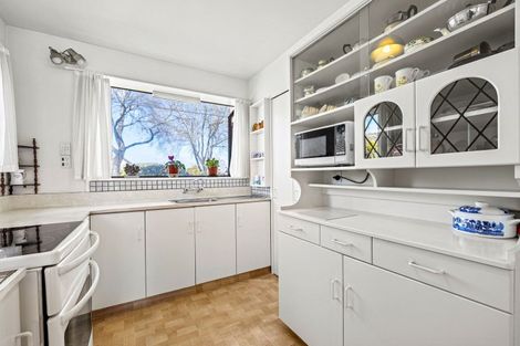 Photo of property in 24 Elvira Court, Bishopdale, Christchurch, 8053