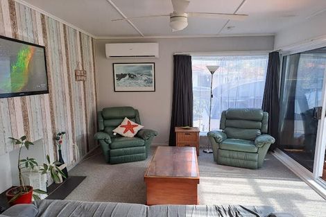 Photo of property in 11 Graham Street, Porangahau, 4293