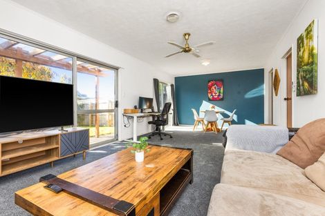 Photo of property in 7 Weathers Place, Taradale, Napier, 4112