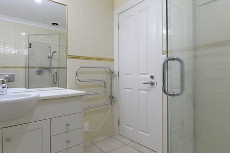 Photo of property in 121b Oceanview Road, Mount Maunganui, 3116