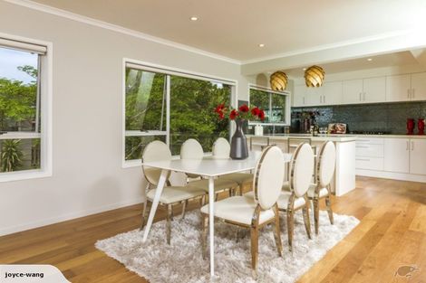 Photo of property in 271 East Coast Road, Mairangi Bay, Auckland, 0630