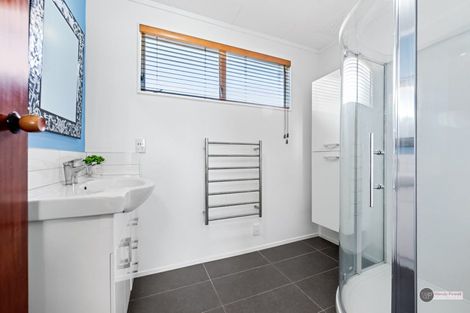 Photo of property in 74 Tirohanga Road, Tirohanga, Lower Hutt, 5010