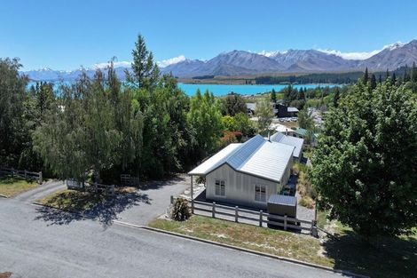Photo of property in 26 Aorangi Crescent, Lake Tekapo, 7999
