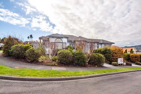 Photo of property in 1 Radstock Grove, Churton Park, Wellington, 6037