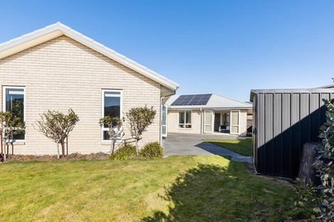 Photo of property in 4 Kilkivan Lane, Broomfield, Christchurch, 8042