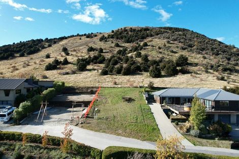 Photo of property in 11b Fastness Crescent, Wanaka, 9305
