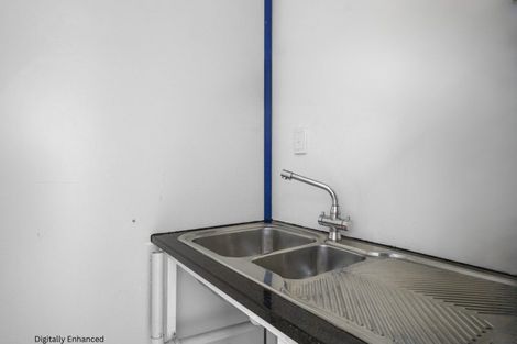 Photo of property in 17 Broadbent Street, Riccarton, Christchurch, 8041