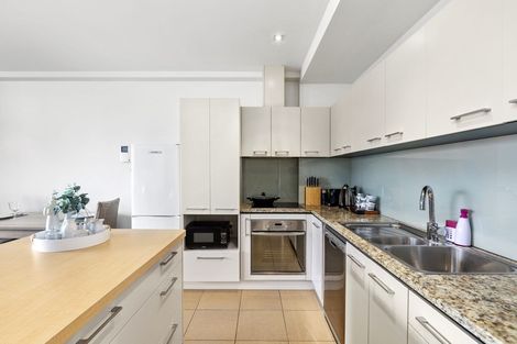 Photo of property in Maison Apartments, 108/16 Huron Street, Takapuna, Auckland, 0622