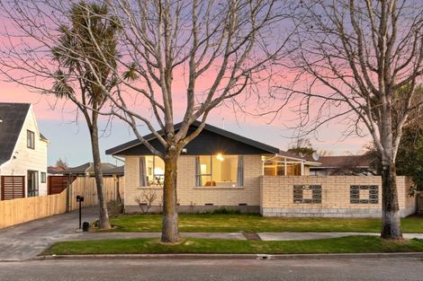 Photo of property in 75 Glenmore Avenue, Casebrook, Christchurch, 8051