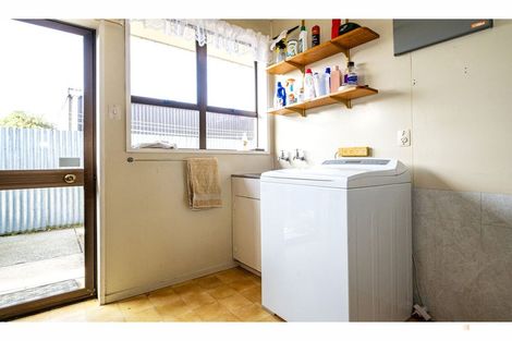 Photo of property in 35 Innes Street, Waimate, 7924