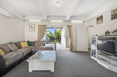 Photo of property in 38 Pannell Avenue, Wainoni, Christchurch, 8061