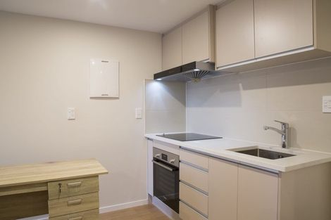 Photo of property in 93 Chelsea View Drive, Chatswood, Auckland, 0626