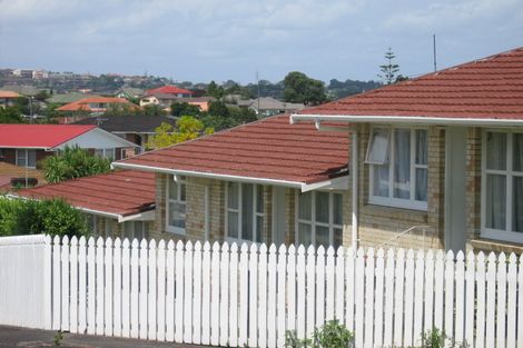 Photo of property in 2/6 Laburnum Road, New Windsor, Auckland, 0600