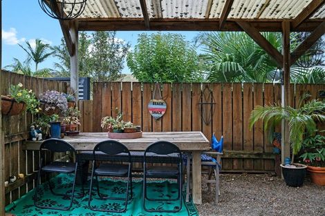 Photo of property in 97 Bays Road, Orere Point, Papakura, 2585