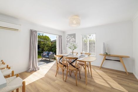 Photo of property in 231a Geraldine Street, Edgeware, Christchurch, 8013