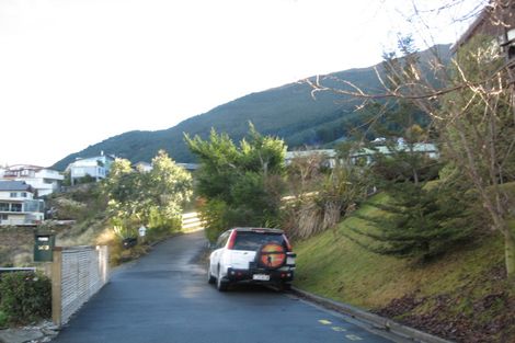 Photo of property in 6 Strawberry Lane, Fernhill, Queenstown, 9300