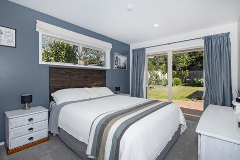 Photo of property in 14 Dip Road, Jacks Point, 9371