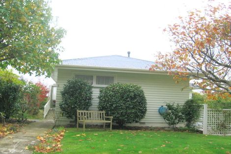 Photo of property in 8 Oriel Place, Tawa, Wellington, 5028