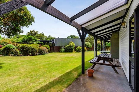 Photo of property in 24 Prudence Place, Oakura, 4314