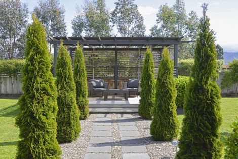 Photo of property in 7 Routhan Way, Carterton, 5713