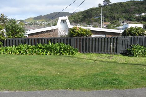 Photo of property in 1/29 Parkvale Road, Karori, Wellington, 6012
