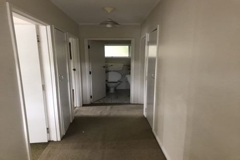 Photo of property in 1 Cashmere Place, Glenfield, Auckland, 0629