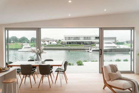 Photo of property in 16 Vanita Drive, Whitianga, 3510